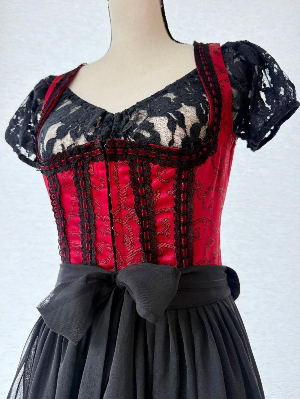Black & Red Corset Dirndl (Size 6)